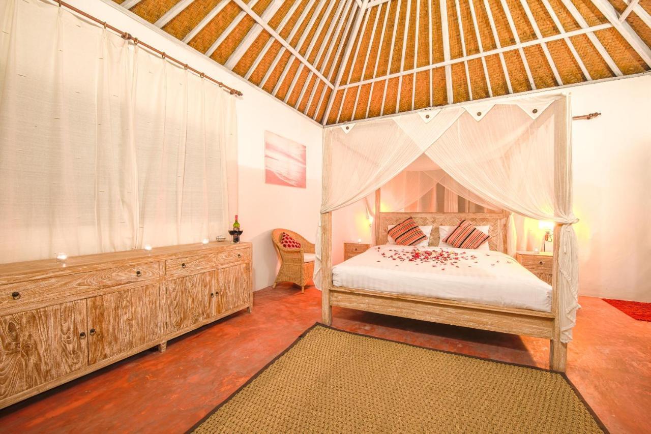Villa Enjoy - Seminyak Center Zewnętrze zdjęcie