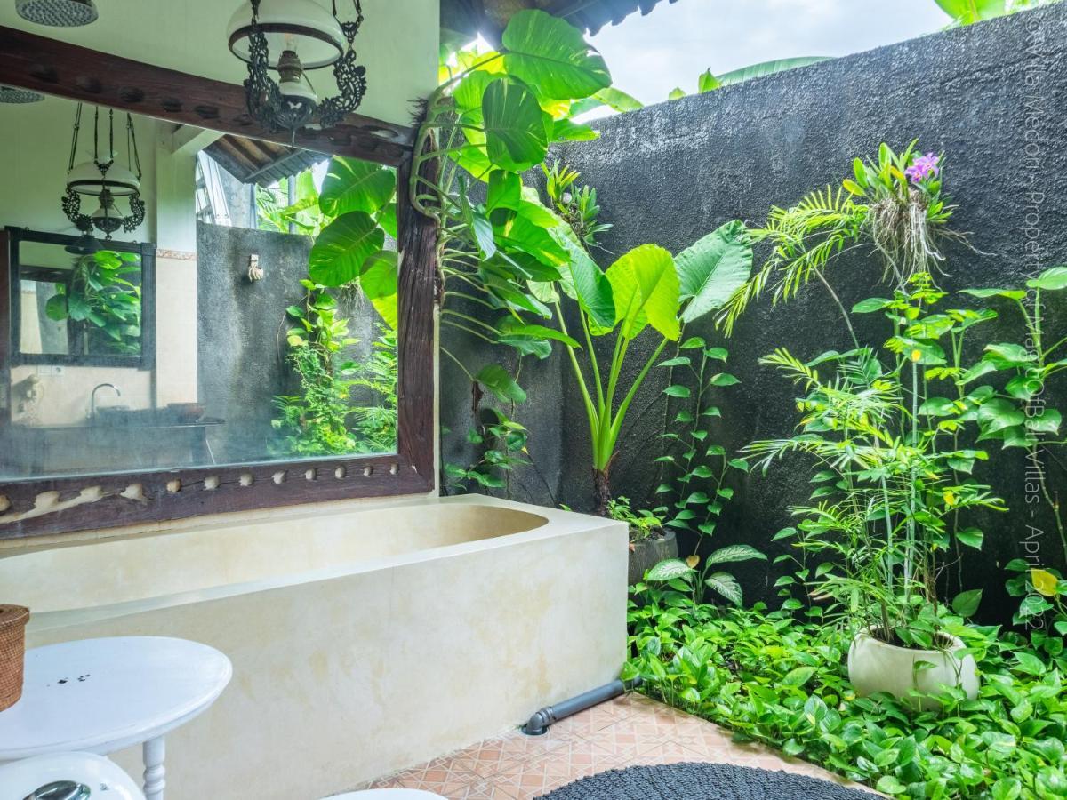 Villa Enjoy - Seminyak Center Zewnętrze zdjęcie